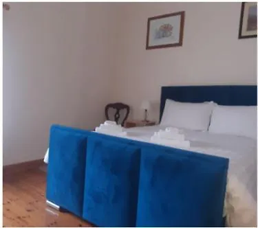 Bective Street Guest house *