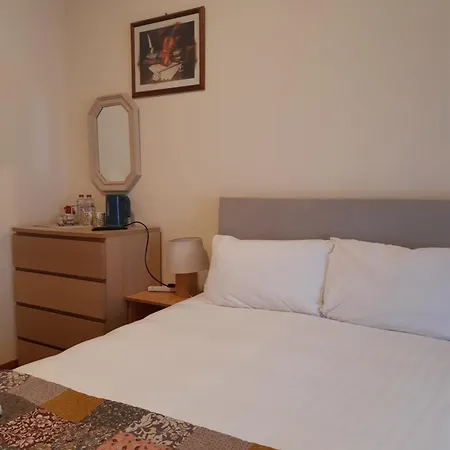 بيت ضيافة Bective Street كيلز